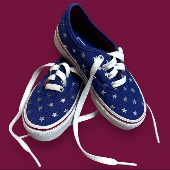🎉HOST PICK!🎉 NWOB Vans Authentic “Studded Stars” Design Sneakers. Kids 10K - Picture 3 of 13